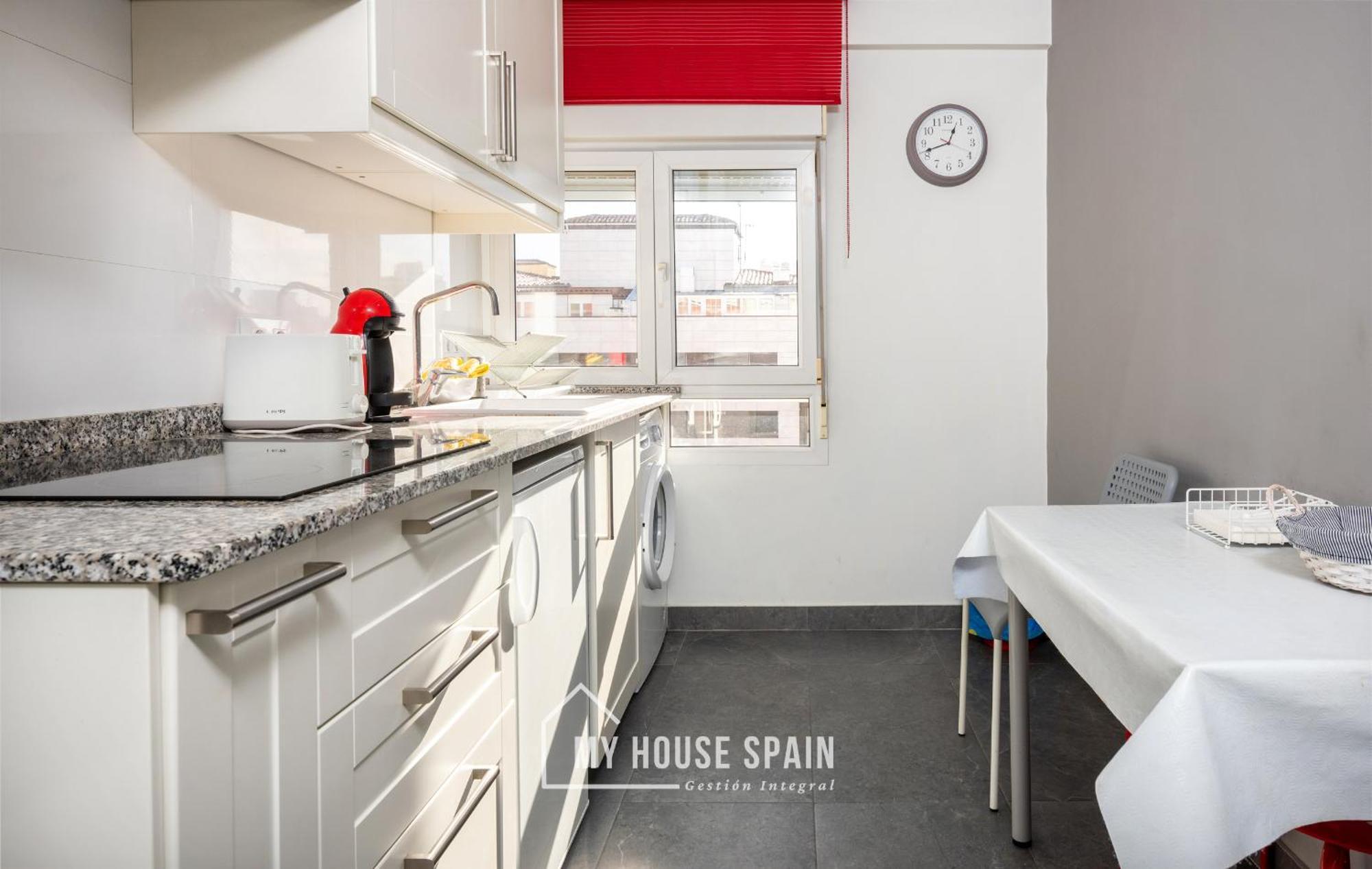 Myhousespain - Radiante Piso Junto A La Playa Gijón Eksteriør billede